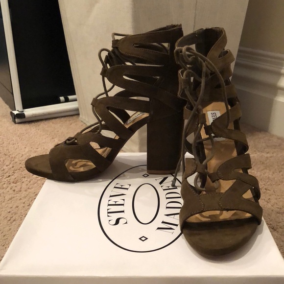 Brand new Steve Madden Hal heels - Picture 3 of 5